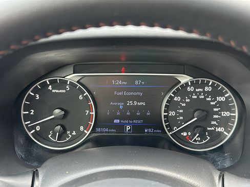 Used 2021 Nissan Altima 2.5 SR w/ SR Premium Package FWD image 18