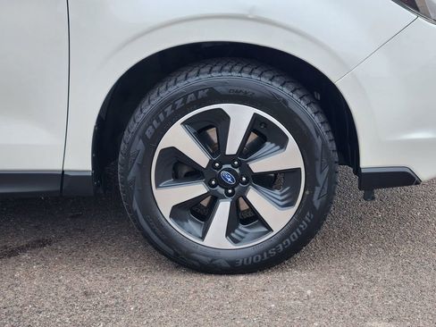 Used 2017 Subaru Forester 2.5i Premium w/ Popular Package #1A AWD/4WD image 30