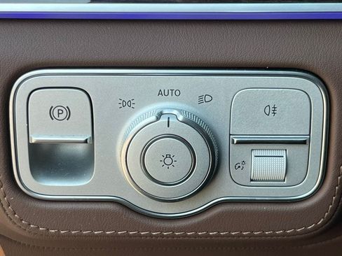 Certified 2024 Mercedes-Benz GLS 63 AMG 4MATIC image 21