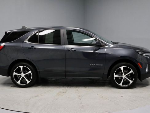 Used 2022 Chevrolet Equinox LT image 11