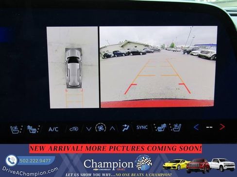 Used 2024 Chevrolet Traverse RS w/ LPO, Floor Liner Package AWD/4WD image 17