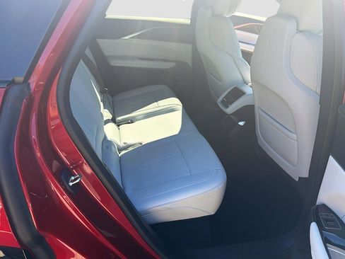 Used 2024 Cadillac Lyriq Luxury RWD image 30
