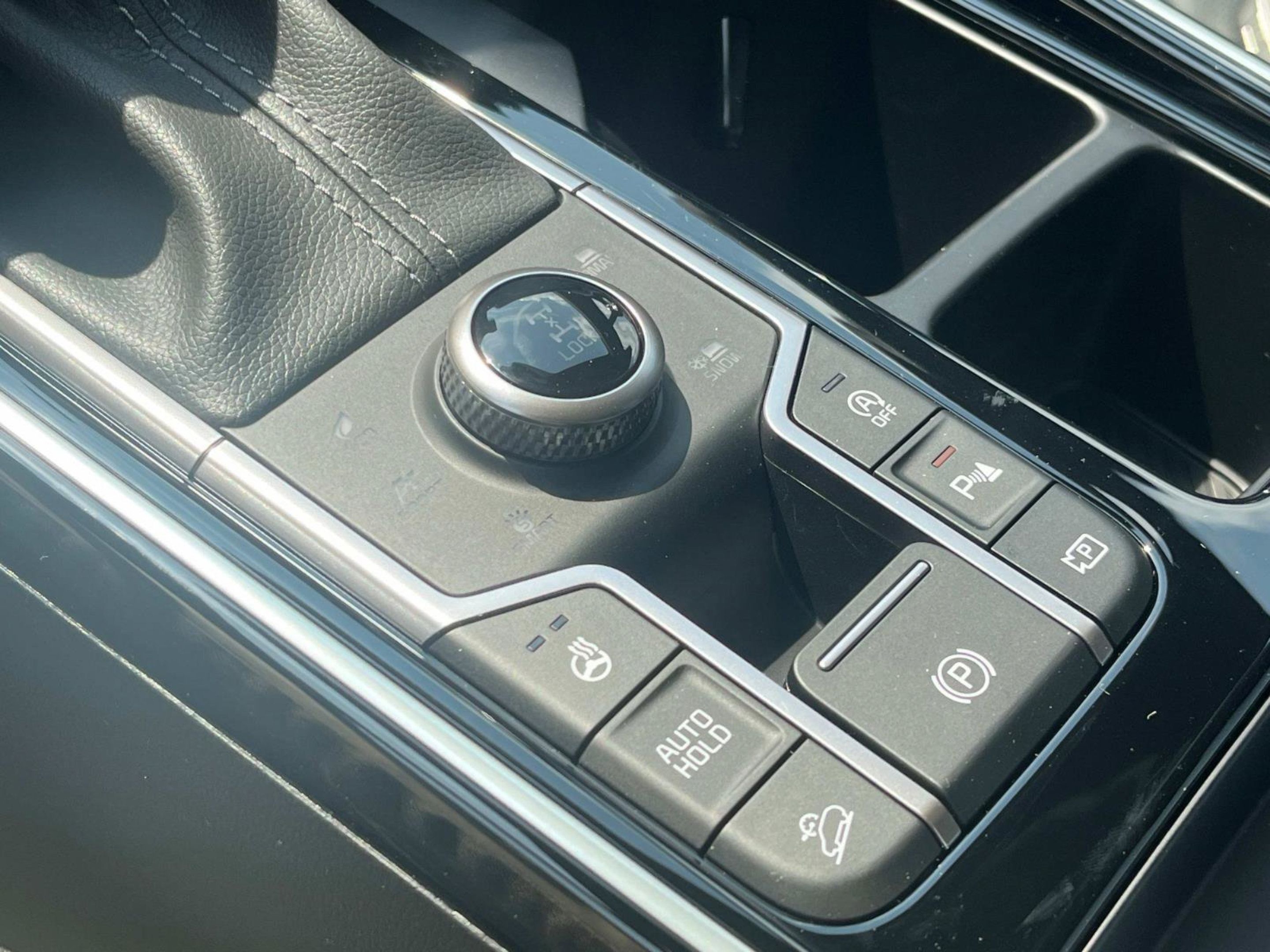 New 2025 Kia Sorento SX Prestige AWD/4WD image 29