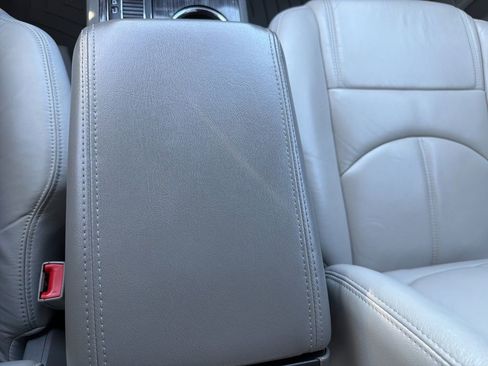 Used 2016 Chevrolet Traverse LT image 39