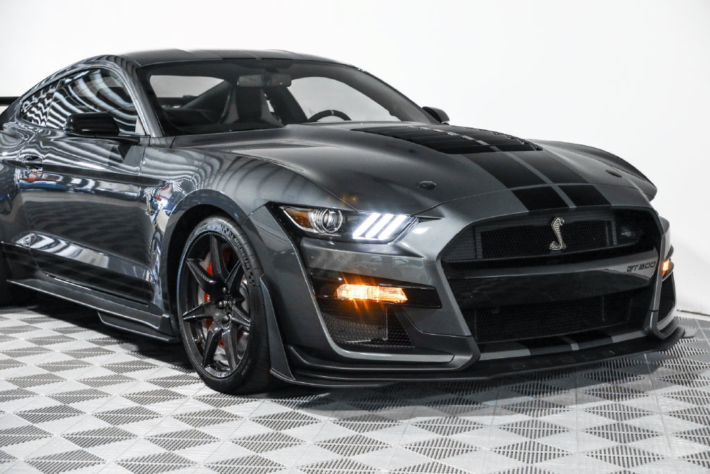 Used 2022 Ford Mustang Shelby GT500 w/ Carbon Fiber Track Pack RWD image 10