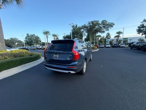 Used 2018 Volvo XC90 T5 Momentum w/ Convenience Package FWD image 15