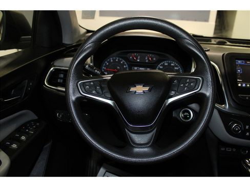Used 2019 Chevrolet Equinox LS image 26