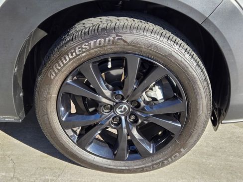 Certified 2025 MAZDA CX-30 AWD 2.5 S w/ Select Sport Pkg image 9