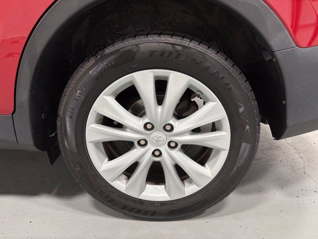 Used 2015 Toyota RAV4 Limited w/ Technology Package AWD/4WD image 62