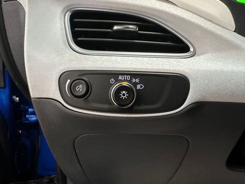 Used 2017 Chevrolet Bolt LT image 10