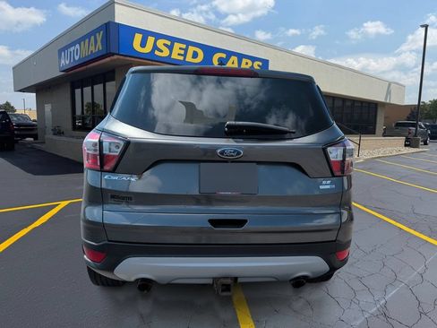 Used 2017 Ford Escape SE AWD/4WD image 6