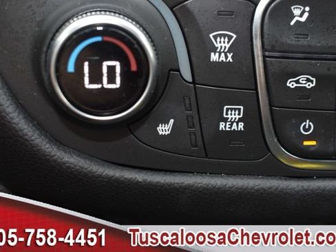 Used 2023 Chevrolet Equinox RS FWD image 36
