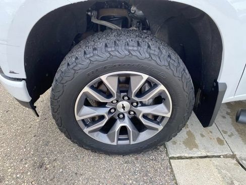 Used 2019 Chevrolet Silverado 1500 RST AWD/4WD image 12