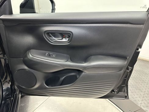 Used 2024 Honda HR-V LX image 36