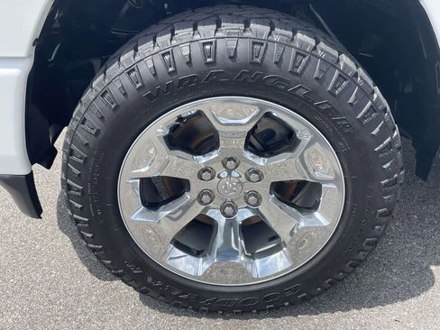 Used 2019 RAM 1500 Big Horn image 8