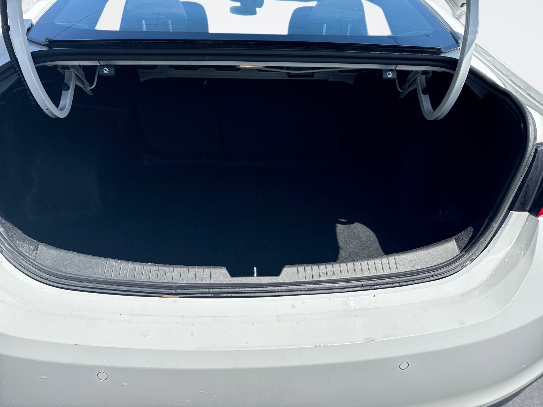 Used 2024 Chevrolet Malibu LT FWD image 13