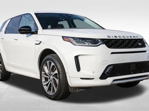 Used 2024 Land Rover Discovery Sport S image 3