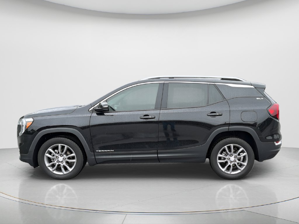 Used 2024 GMC Terrain SLT w/ Tech Package AWD/4WD image 9