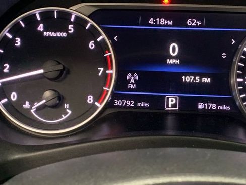 Used 2024 Nissan Sentra SV FWD image 28