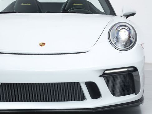 Used 2019 Porsche 911 Speedster image 14
