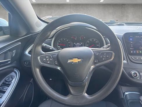 Used 2024 Chevrolet Malibu LT FWD image 25