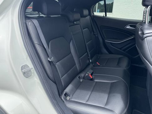 Used 2016 Mercedes-Benz GLA 250 4MATIC image 11