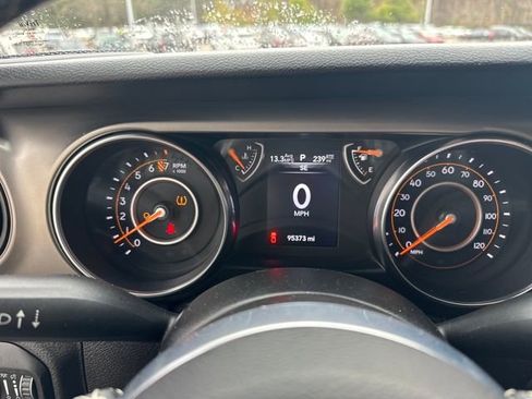 Used 2020 Jeep Gladiator Sport w/ Quick Order Package 24S image 18