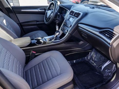 Used 2016 Ford Fusion S image 15