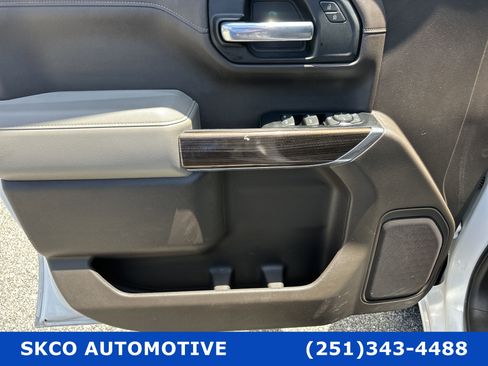 Used 2022 Chevrolet Silverado 1500 RST w/ Safety Package image 12