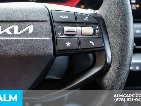 Used 2025 Kia K4 FWD image 25