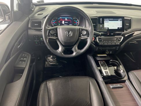 Used 2021 Honda Pilot Black Edition image 23