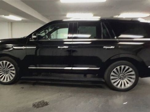 Used 2018 Lincoln Navigator Reserve w/ Technology Package image 5