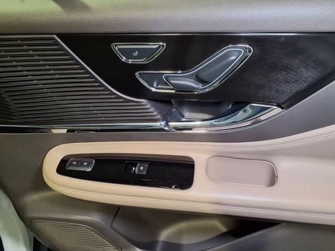 Used 2022 Lincoln Corsair FWD w/ Equipment Group 101A image 29