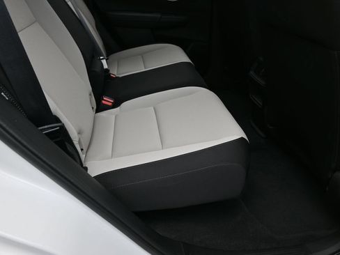 Used 2024 Honda CR-V LX image 32