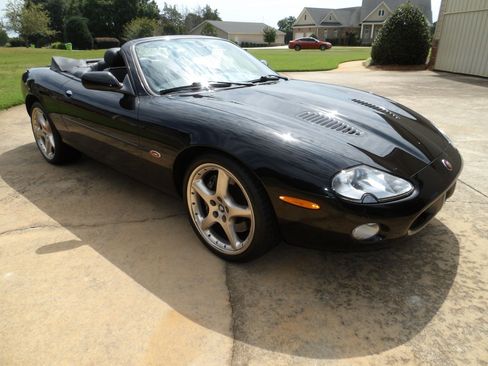 Used 2001 Jaguar XK8 Convertible RWD image 18