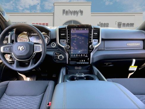 New 2026 RAM 1500 Big Horn AWD/4WD image 5