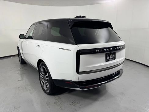 Used 2024 Land Rover Range Rover SE AWD/4WD image 9