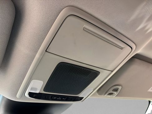 Certified 2024 Honda Pilot EX-L image 36