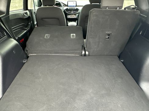 Certified 2022 Ford Escape SE w/ Convenience Package image 16