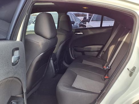 Used 2022 Dodge Charger R/T w/ Blacktop Package image 10