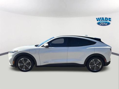 Used 2022 Ford Mustang Mach-E Select image 8