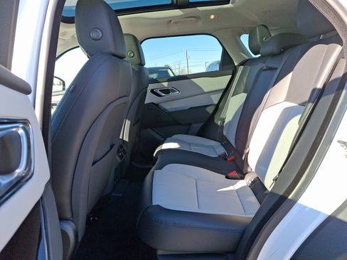 Used 2025 Land Rover Range Rover Velar S image 11