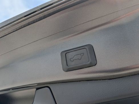 Used 2023 Toyota RAV4 XLE w/ Convenience Package AWD/4WD image 32