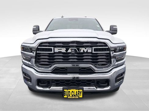 New 2026 RAM 2500 Tradesman AWD/4WD image 9