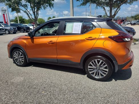 Certified 2024 Nissan Kicks SV FWD image 8