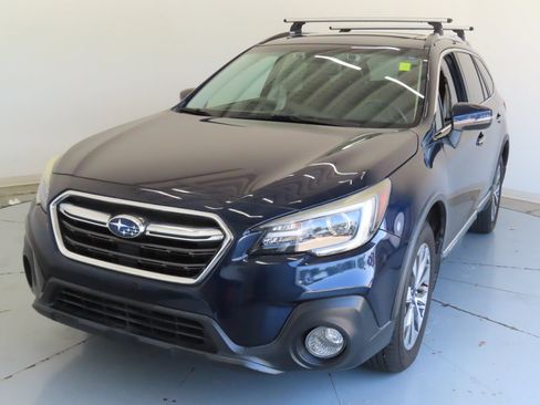 Used 2018 Subaru Outback 3.6R Touring w/ Protection Package #1 AWD/4WD image 8