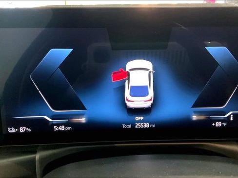 Used 2023 BMW i4 eDrive35 RWD image 9