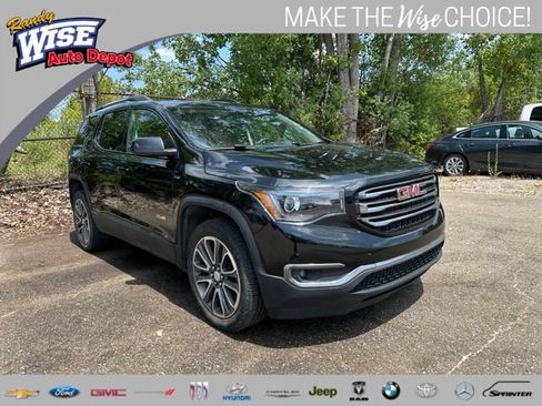 Used 2017 GMC Acadia SLT AWD/4WD image 1