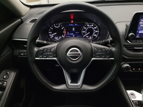 Used 2020 Nissan Altima 2.5 S FWD image 22