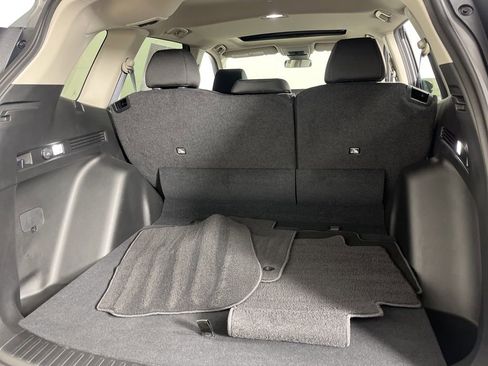 Certified 2025 Honda CR-V EX image 19